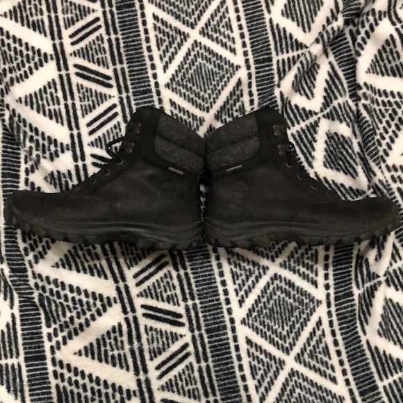 Black Timberlands- size 8 - Picture 3 of 3